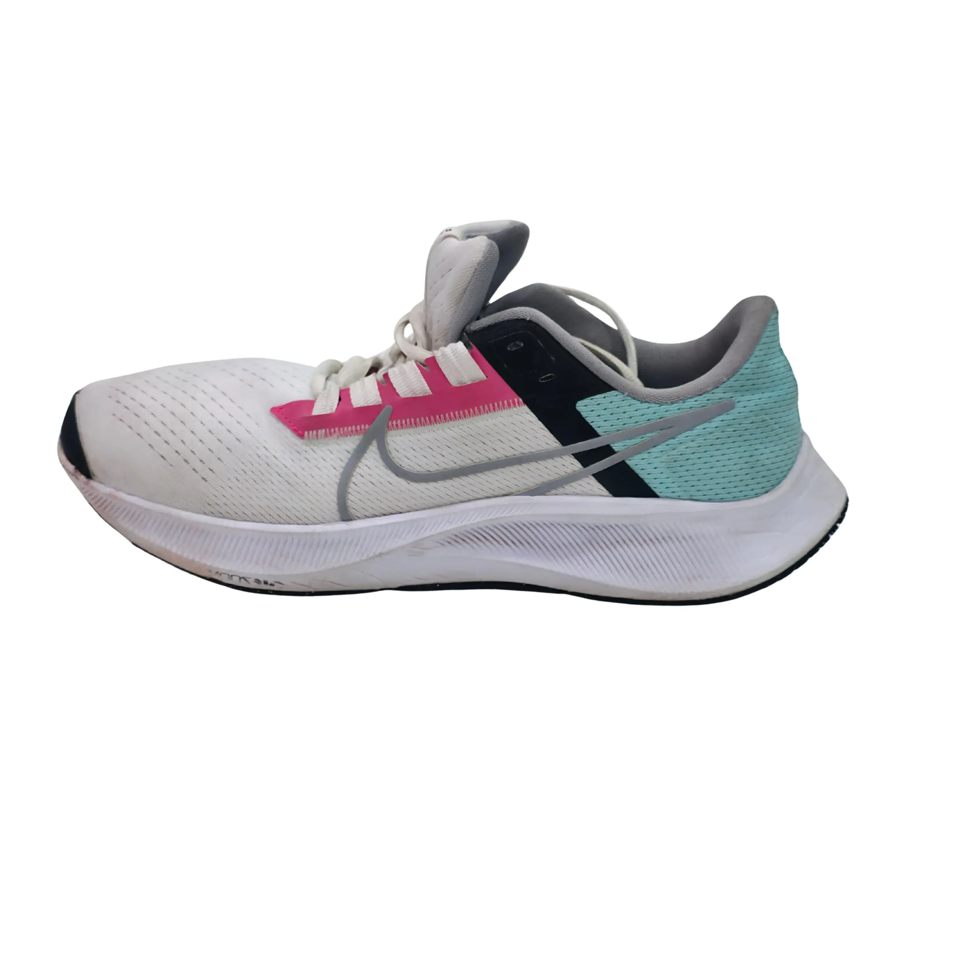 36 - Nike Air Zoom Pegasus 38 (2)