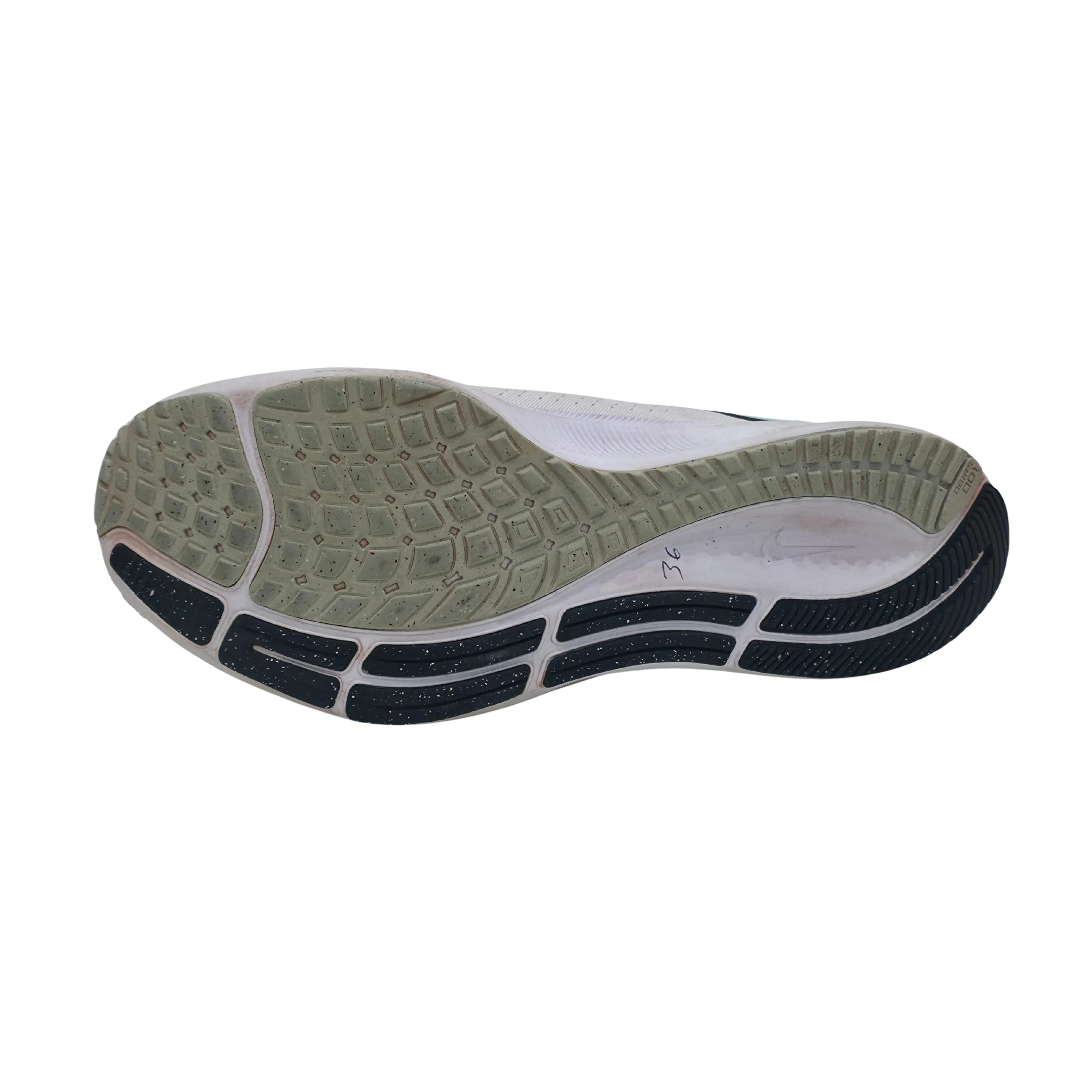 36 - Nike Air Zoom Pegasus 38 (4)